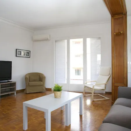 Suites4days Eixample Terrace Apartment *